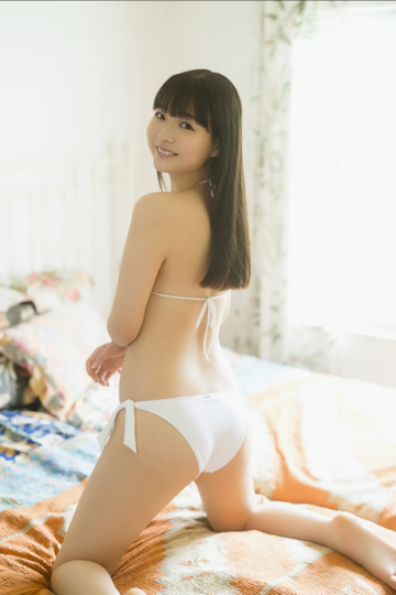 一个女人的思想和冬天的风一样常常改变